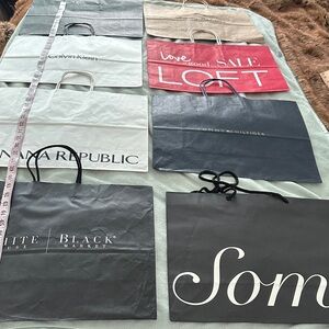 Bundle of 8 Assorted Gift Bags